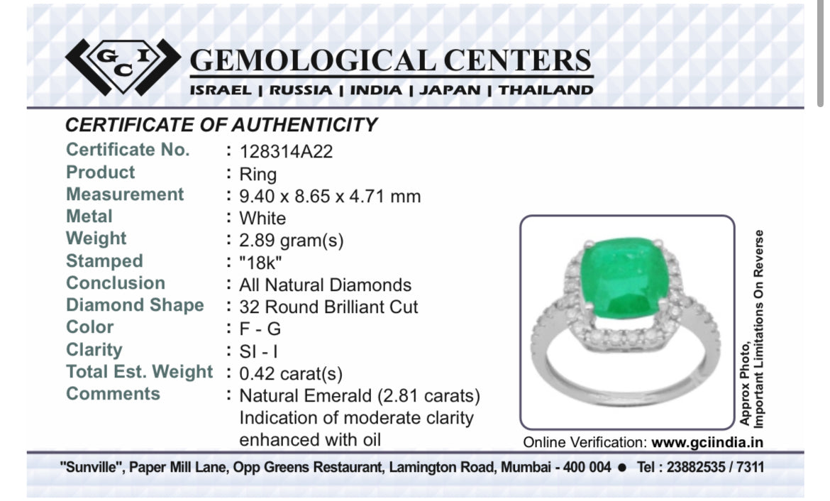 Beautiful Natural 2.81ct Emerald With Natural Diamonds & 18k Gold