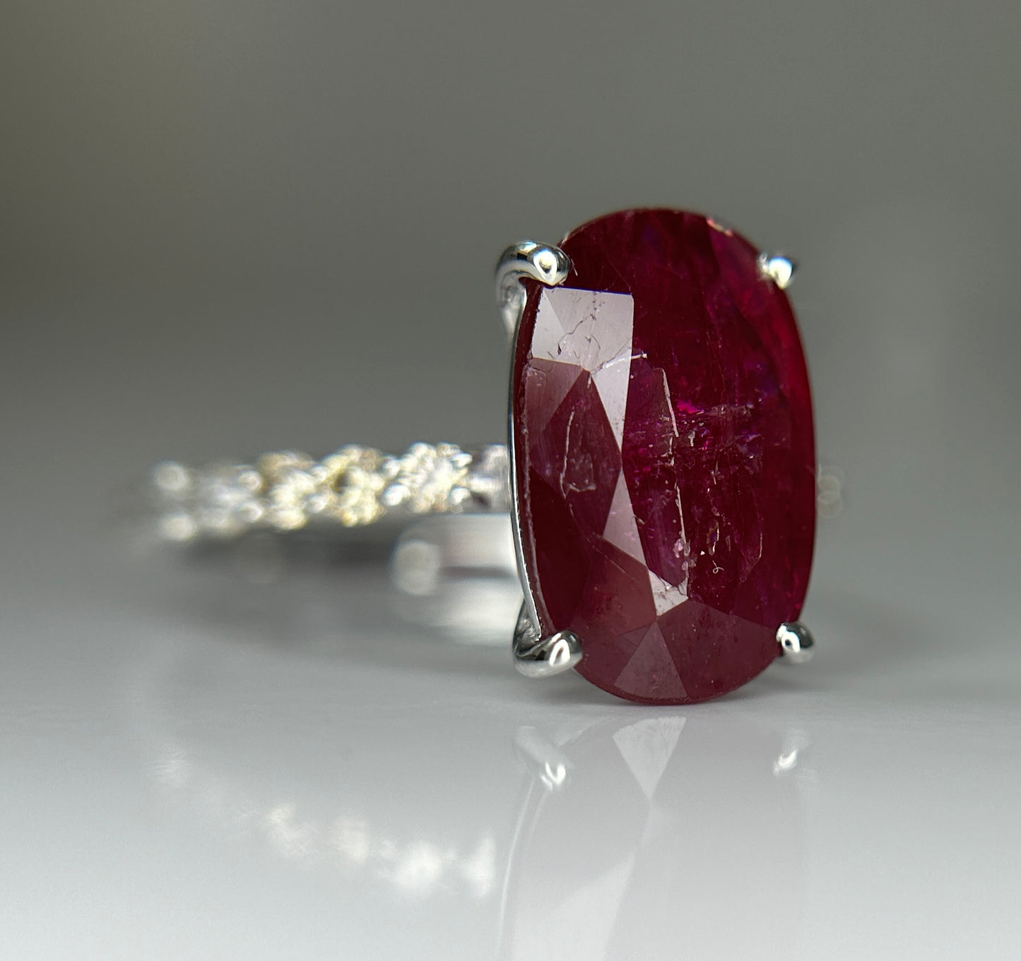 Natural Burma Ruby 3.26 CT With Natural Diamonds & 18k Gold