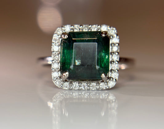 Beautiful 3.88 CT Natural Emerald Ring With Natural Diamonds & Platinum 950