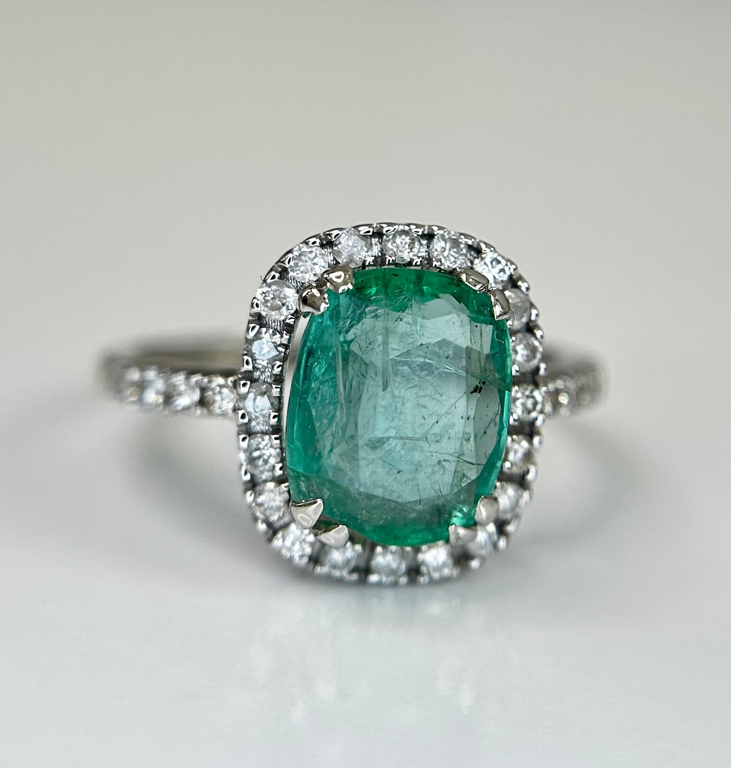 Beautiful Natural Emerald 2.42 CT With Natural Diamonds & 18k Gold