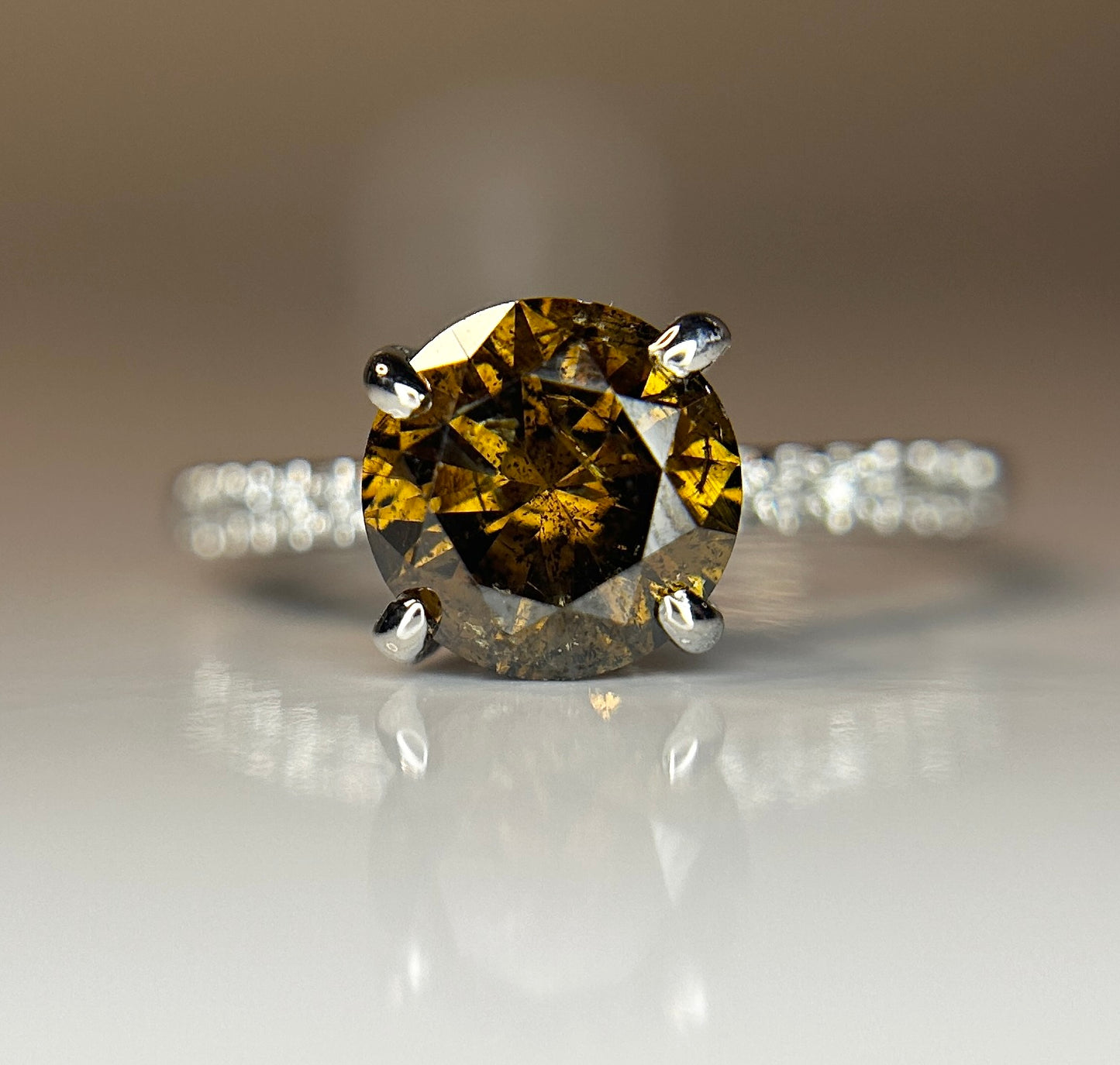 Beautiful 1.86ct Untreated Natural Champagne Solitaire Diamond & 18k Gold