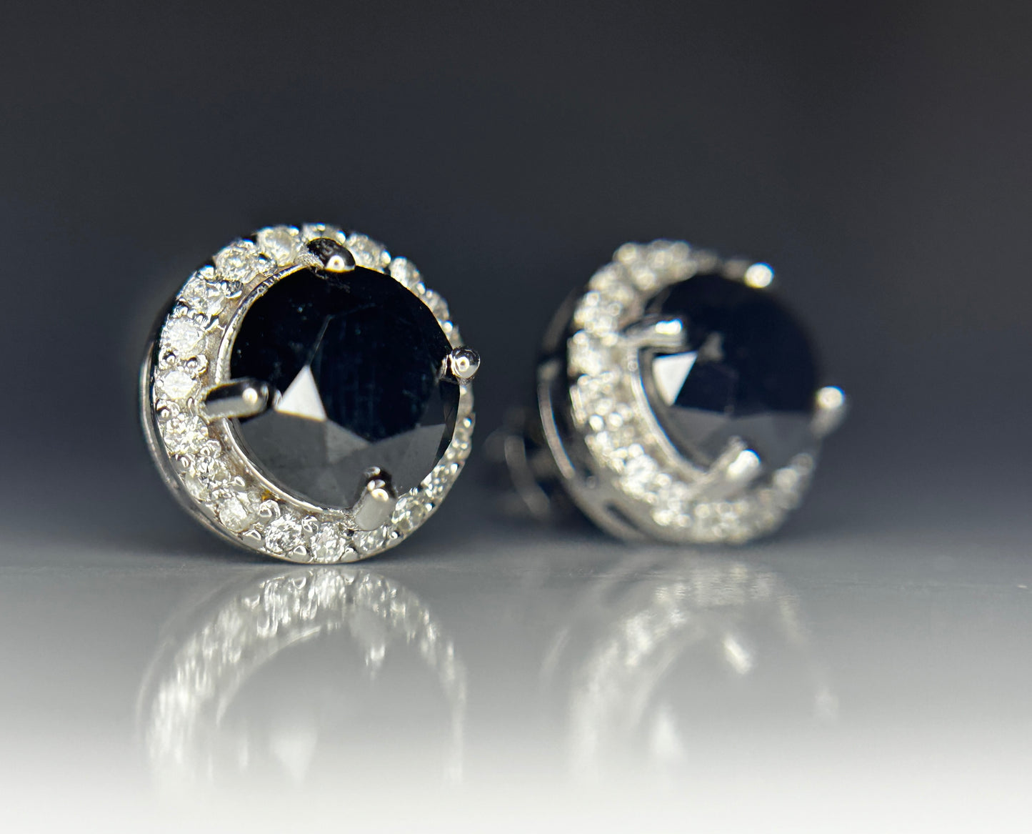 Beautiful Natural 3.84 CT Black Diamond Earrings Natural Diamonds & 18k Gold