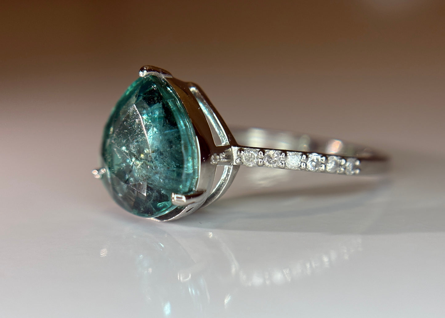 Beautiful 3.17 CT Natural Emerald Ring With Natural Diamonds & Platinum 950
